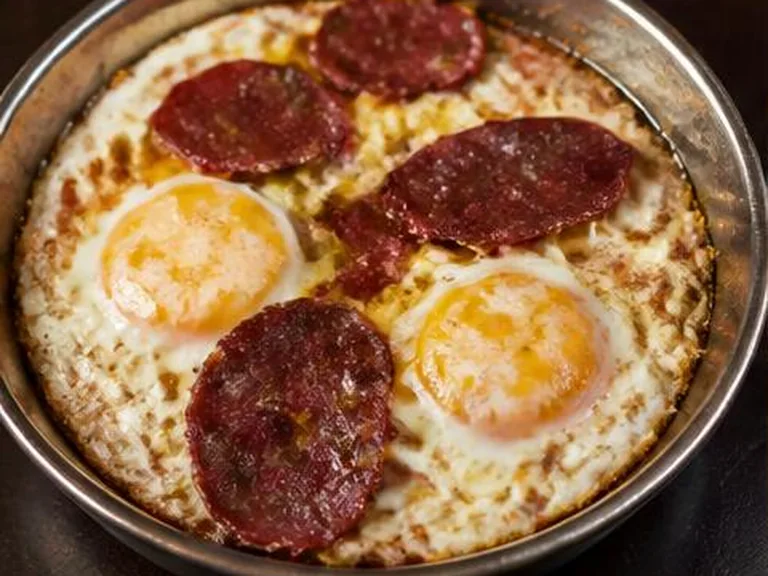 بيض بالبسطرمة — Eggs with Basturma